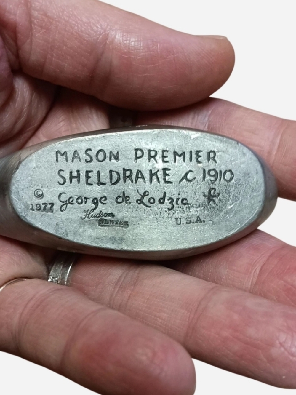 Mason Premier Sheldrake Sculpture by George de Lodzia - Pewter